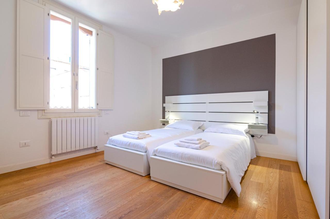 Canguroproperties - Albertoni Bologna Bagian luar foto