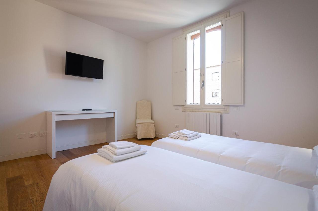 Canguroproperties - Albertoni Bologna Bagian luar foto