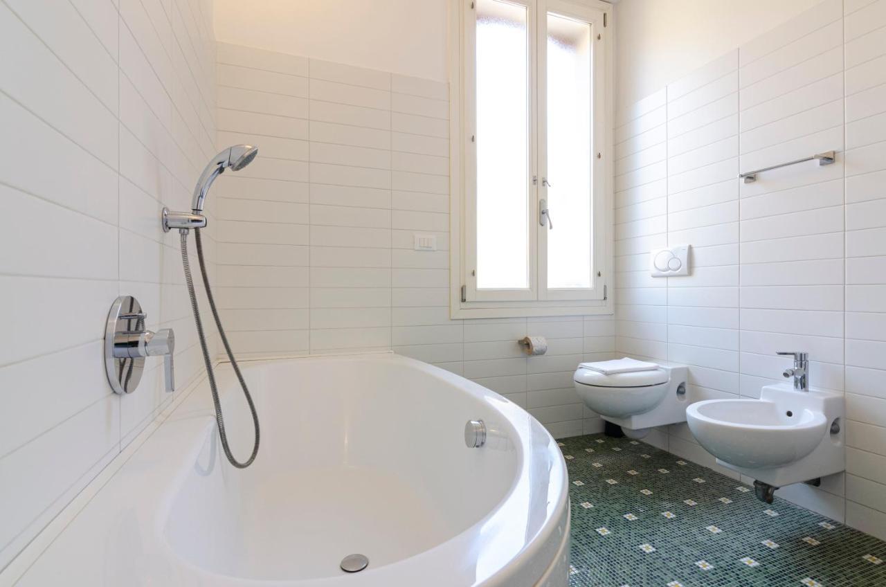 Canguroproperties - Albertoni Bologna Bagian luar foto