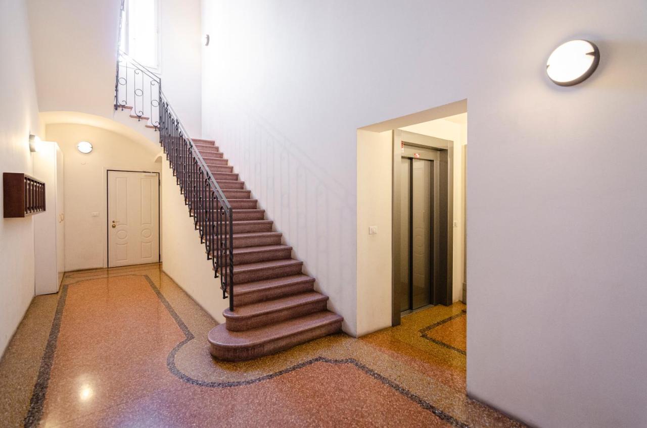 Canguroproperties - Albertoni Bologna Bagian luar foto