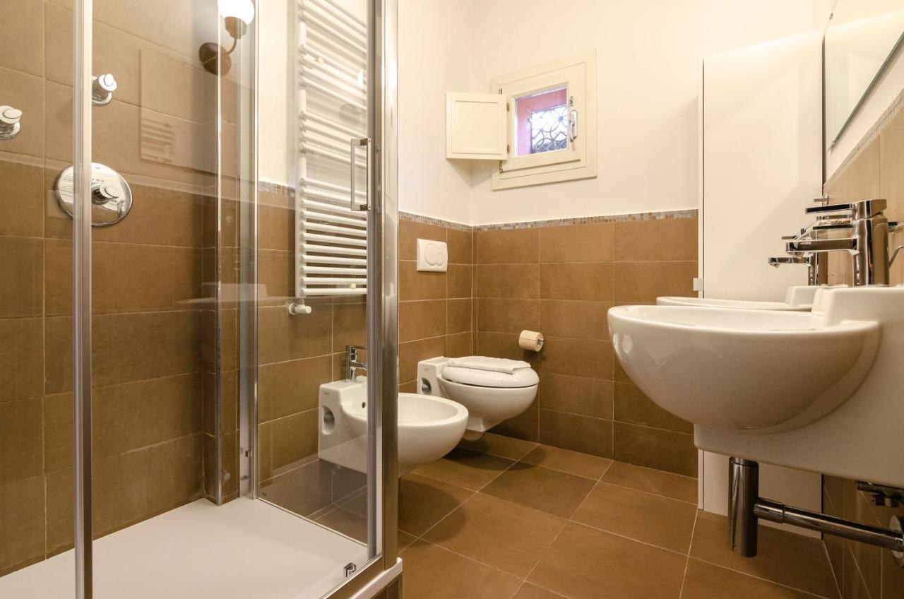 Canguroproperties - Albertoni Bologna Bagian luar foto